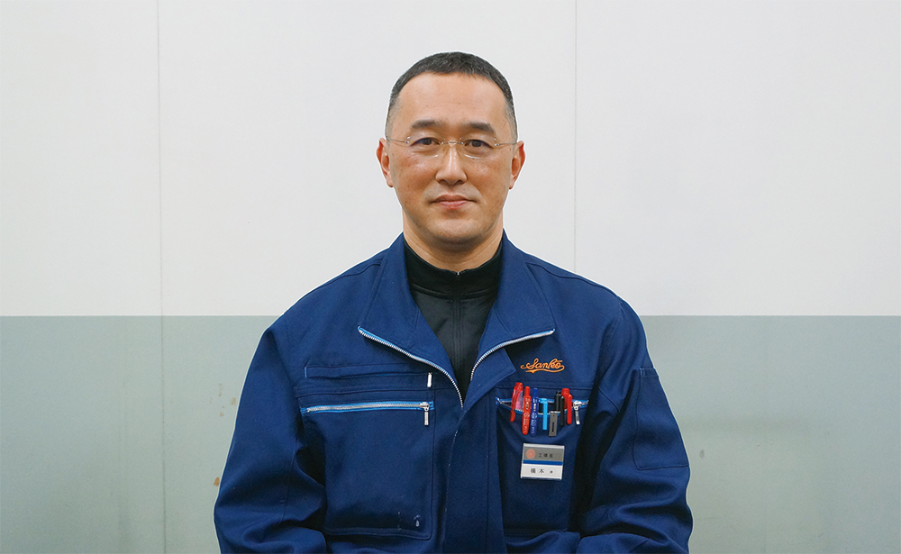 Mr. Hashimoto, molding factory manager which has been involved with Metal 3D Printer since its introduction