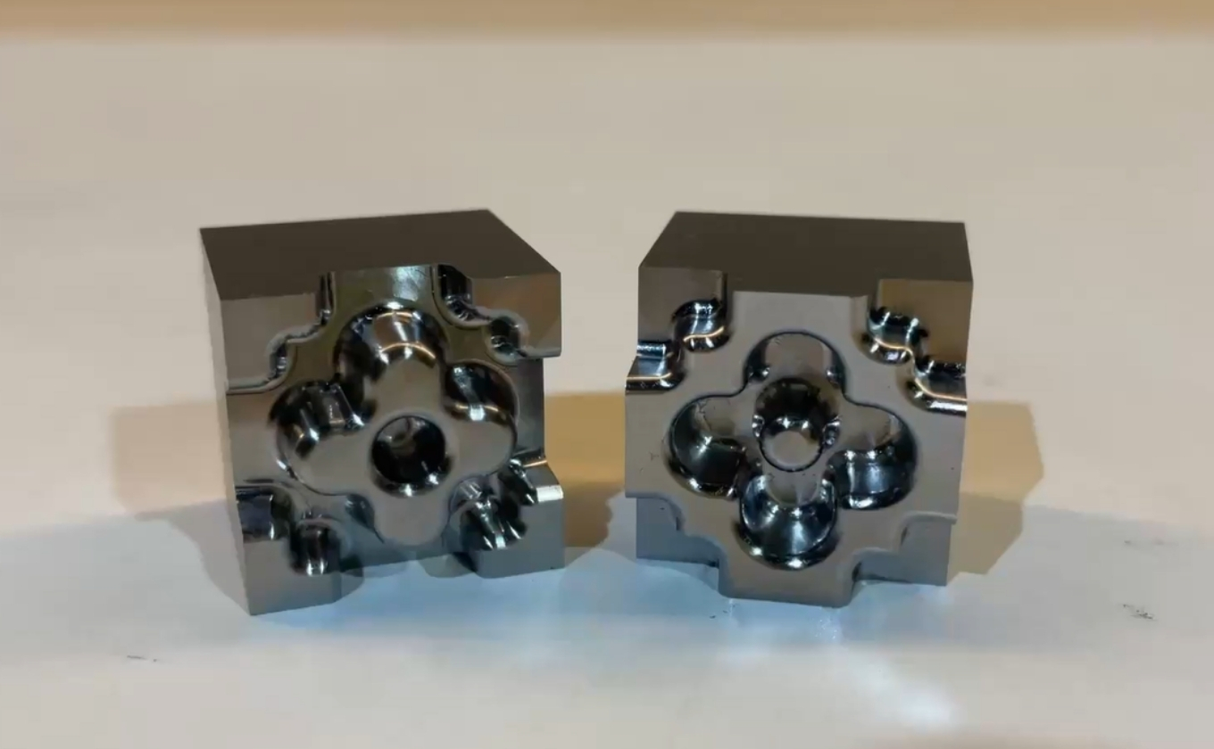 嵌めただけなのに持ち上がる！？空気が通るスキマも残さない超精密篏合サンプル